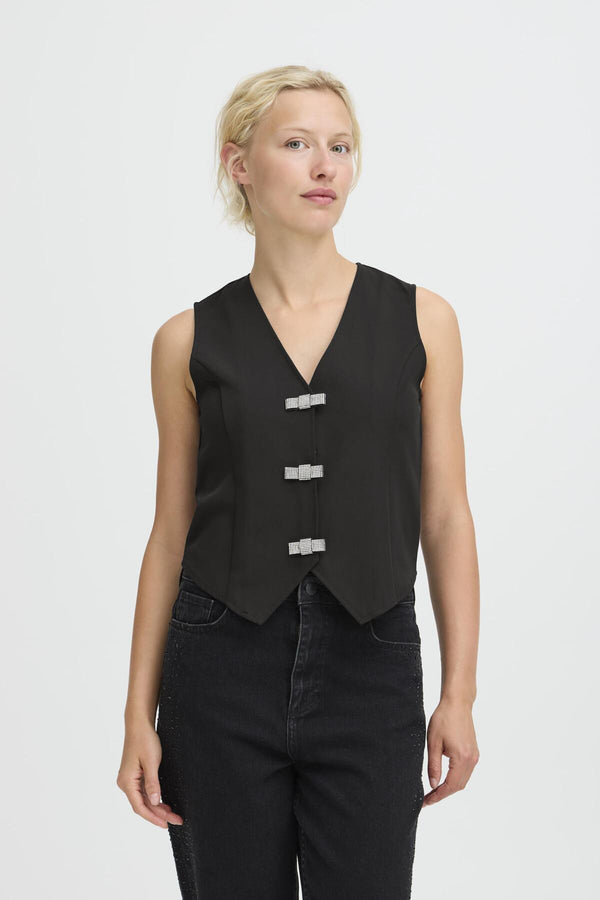 Tae Vest