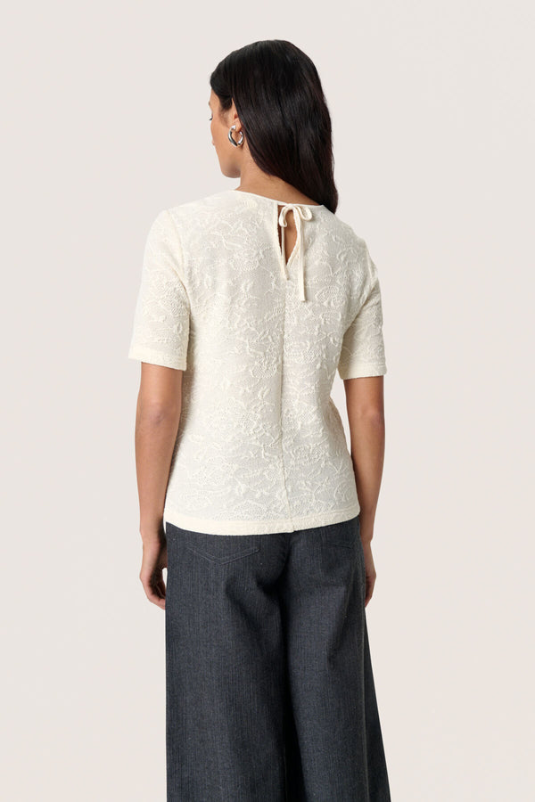 Lupina Claudetta Tee