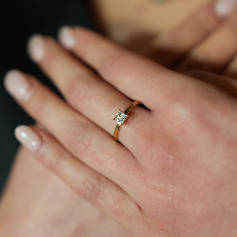 Adhika Gold & Zirconia Ring