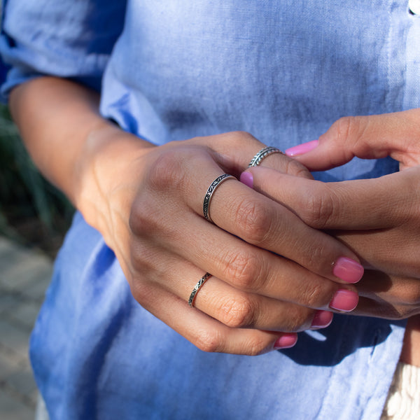 Thin Silver Braid Band