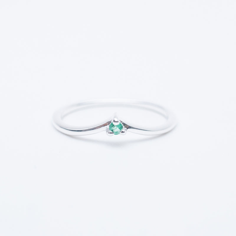 Silver Claw Set Emerald Chevron Ring