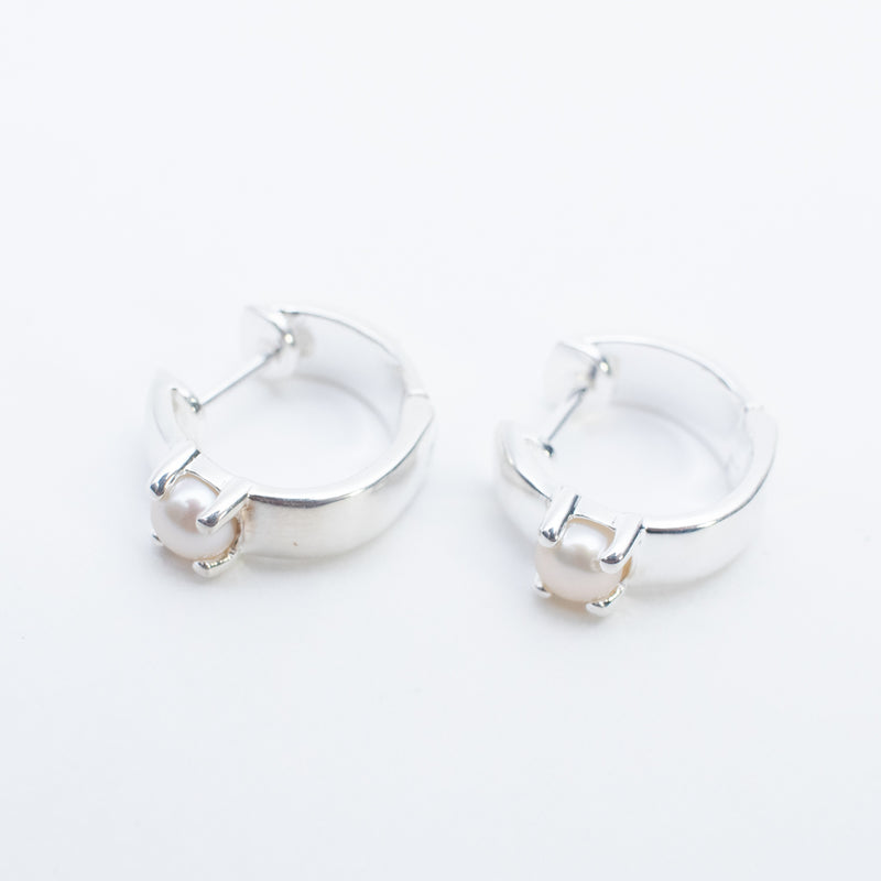 Silver Claw Set Pearl Hoops