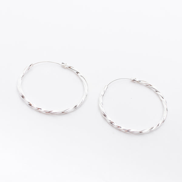 Twisted Silver Hoops