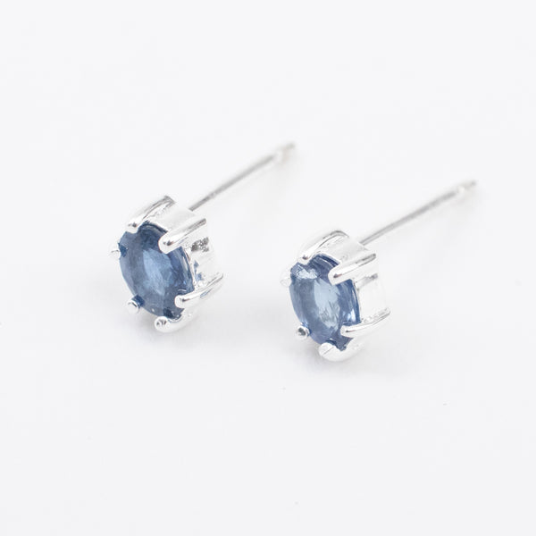 Silver Oval Blue Sapphire Claw Shaped Studs