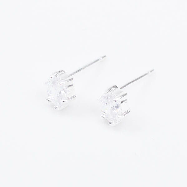 Silver Oval Cubic Zirconia Claw Shaped Studs