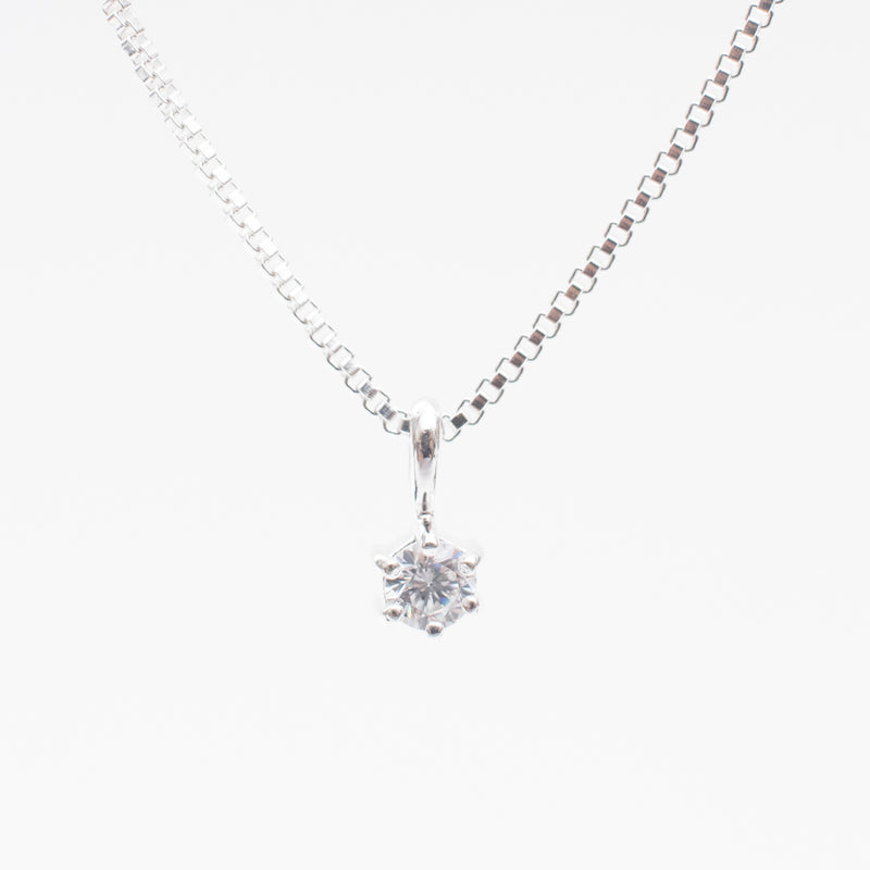 Silver Round Claw Set Cubic Zirconia Necklace