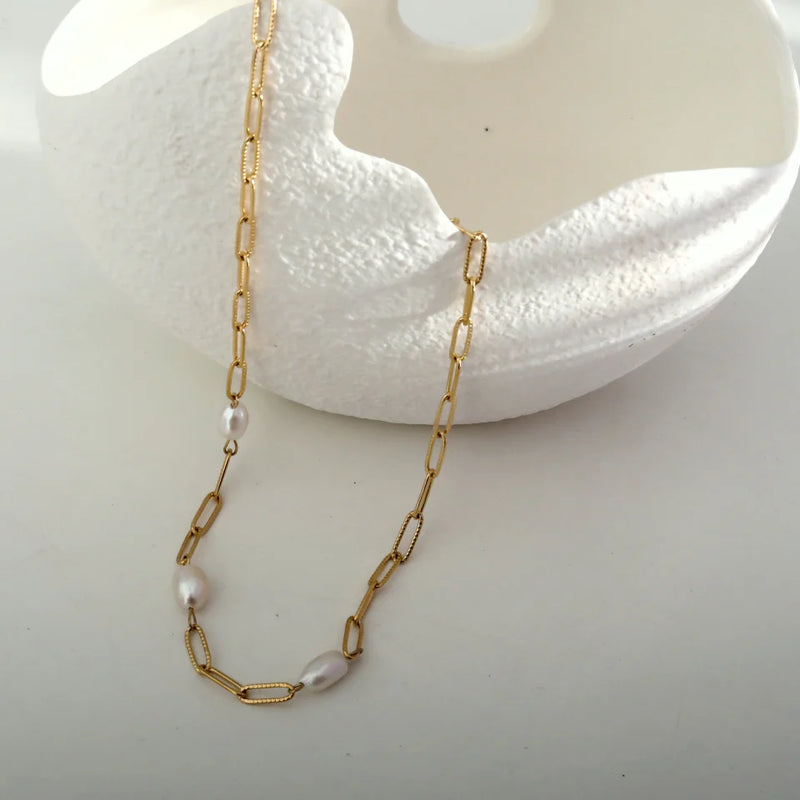 York Gold & Pearl Necklace