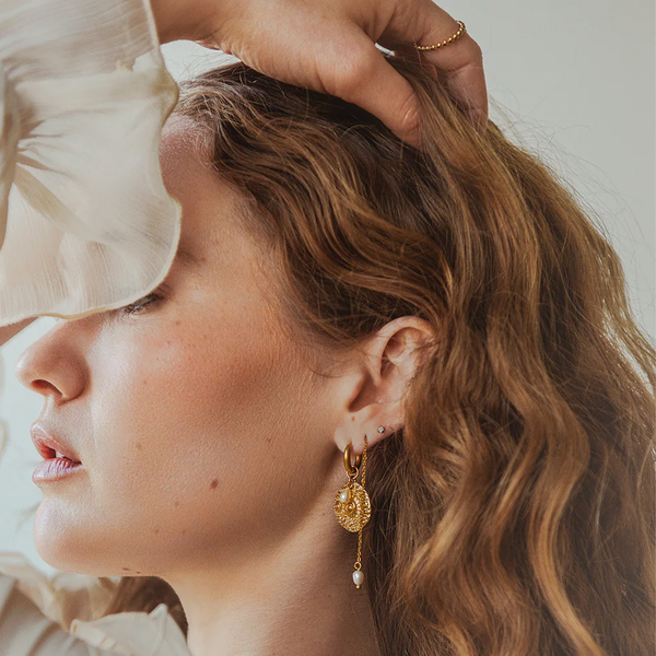 Adella Gold Pull Through Earrings