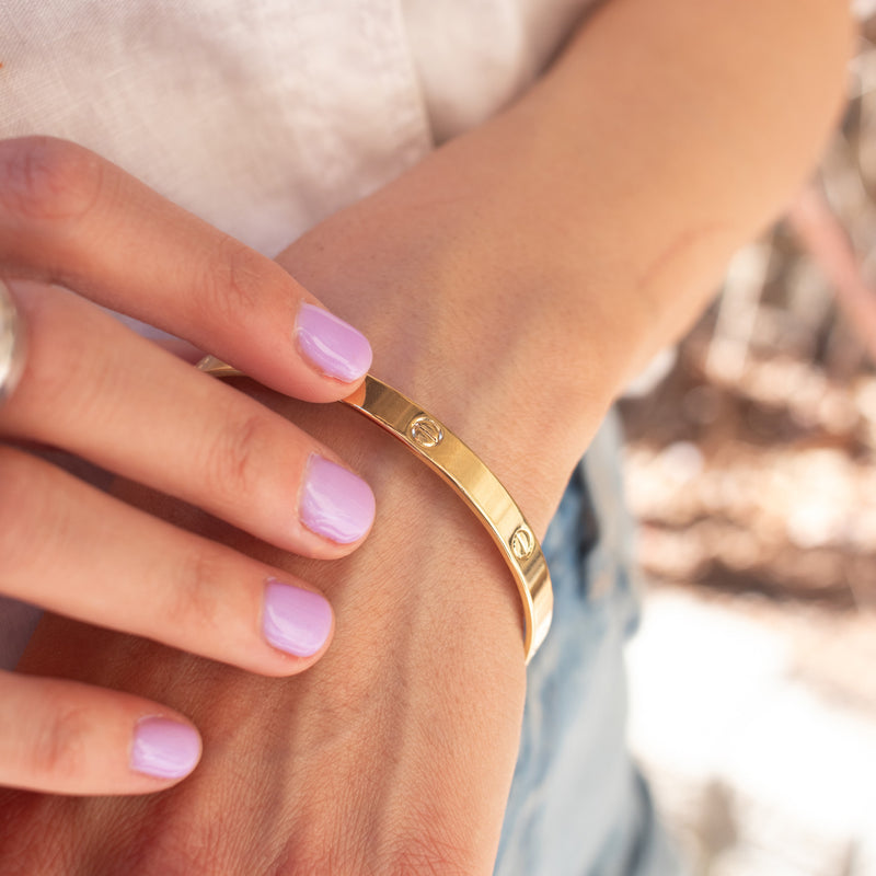 Nailhead Bangle