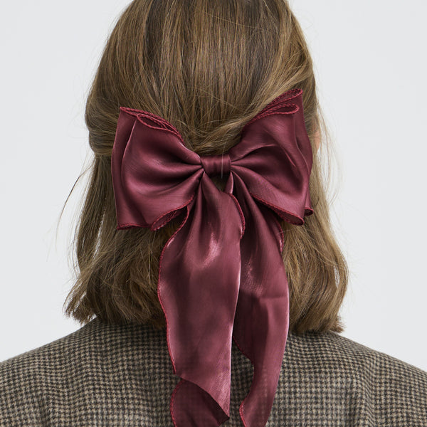 Violetta Bow