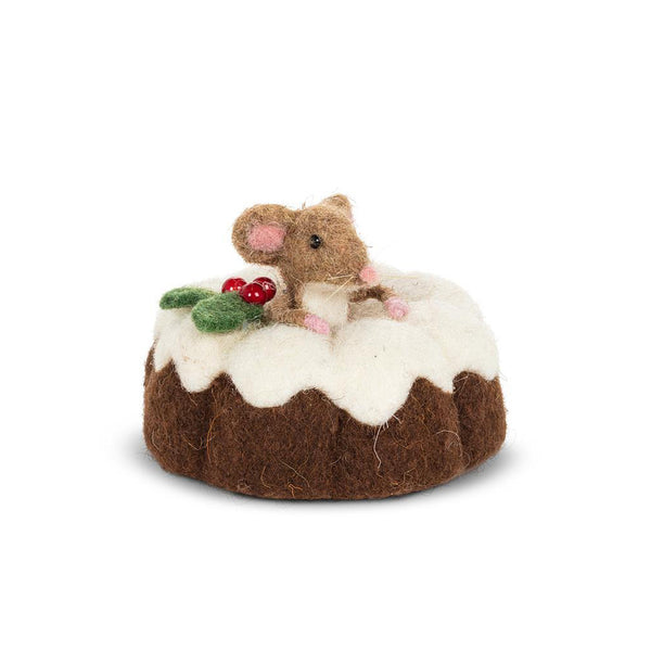 Mouse in Bundt Cake