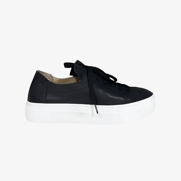 Vince Sneaker