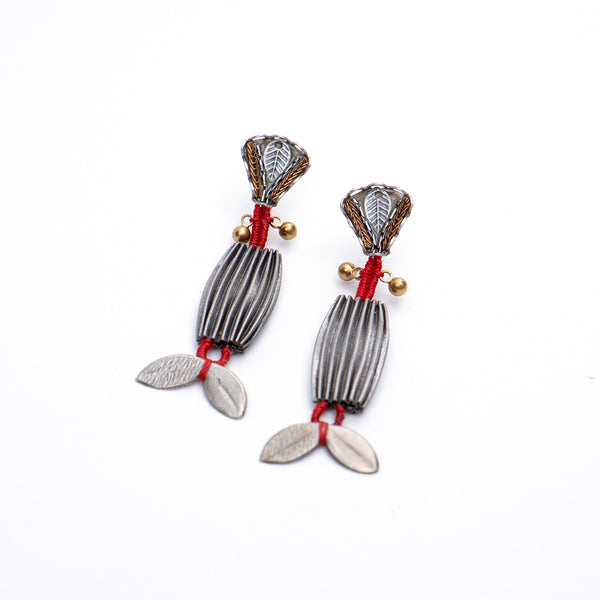 Metal Bloom Set, Zamira Earrings