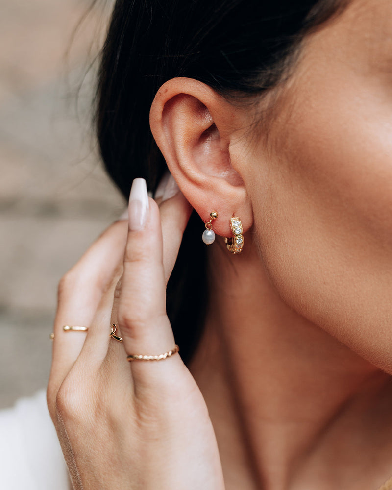 Gold Eperlan Earrings