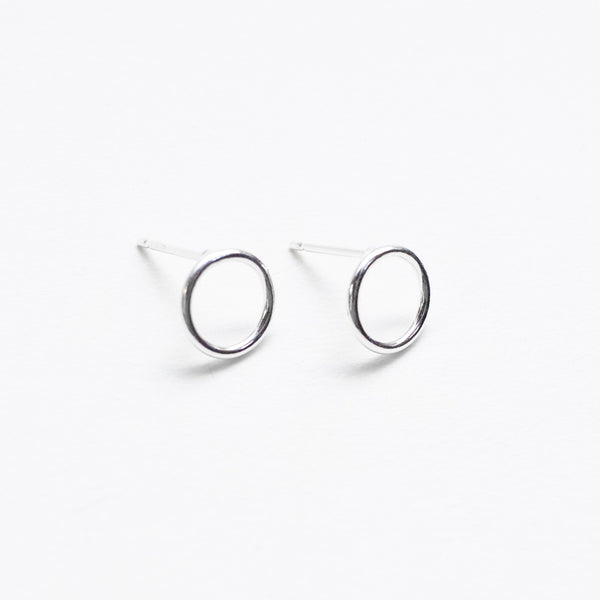 Small Silver Wire Circle Studs