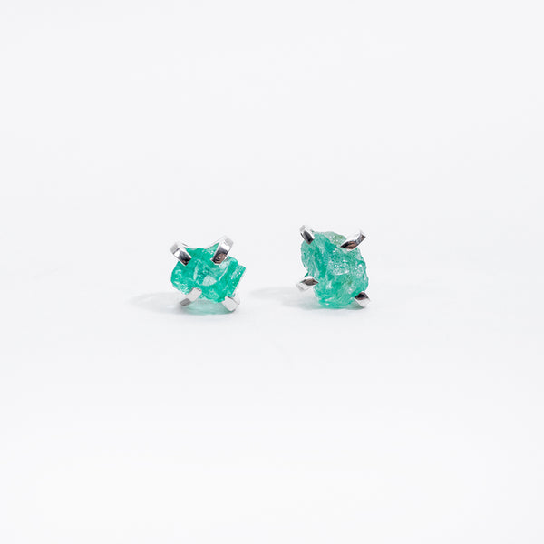 Silver Raw Emerald Faceted Claw Studs