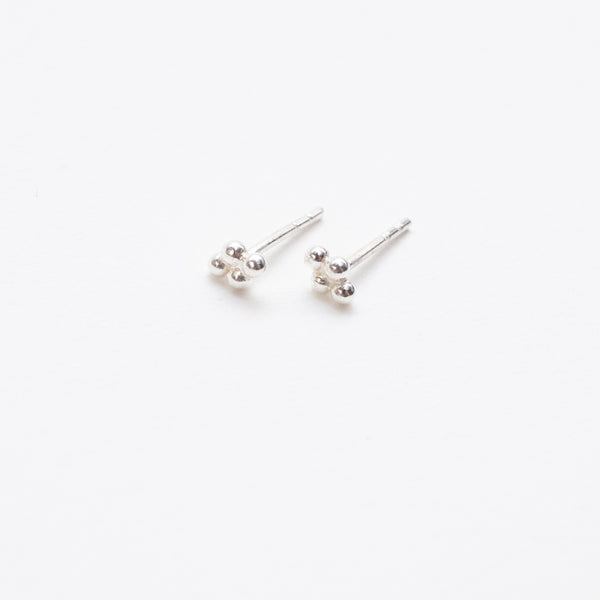 Vana Studs