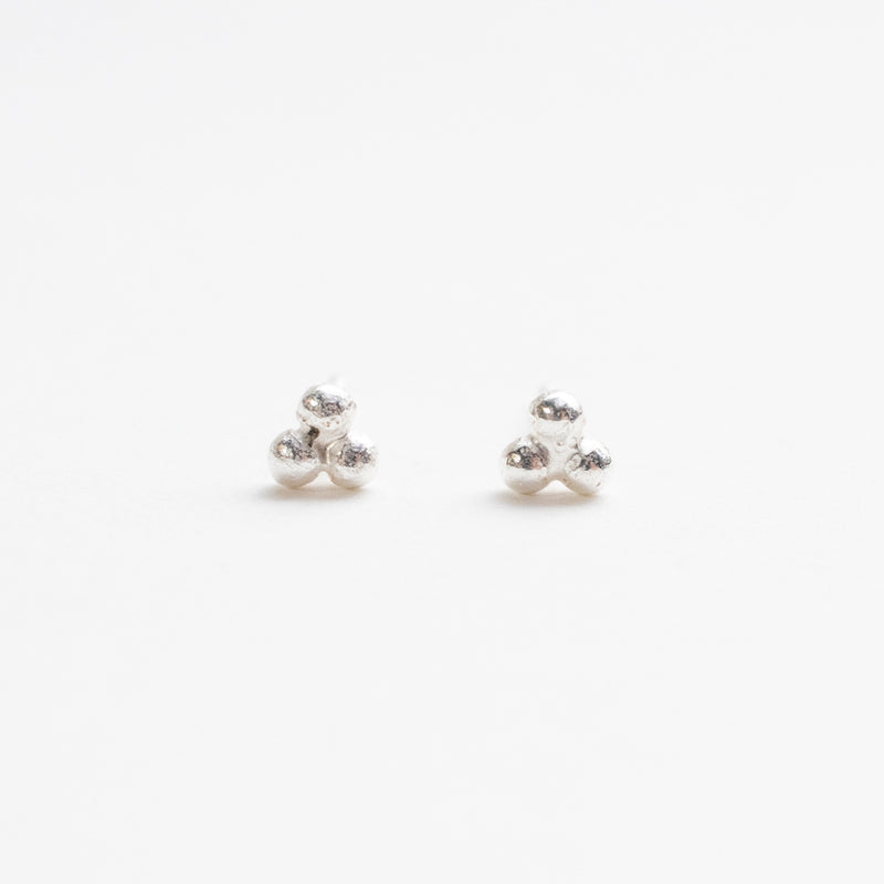 Kisa Studs