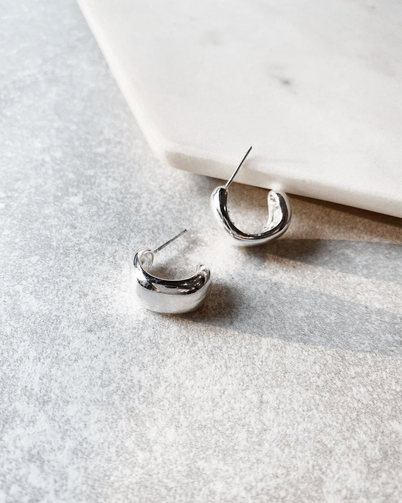 Manon Silver Hoops